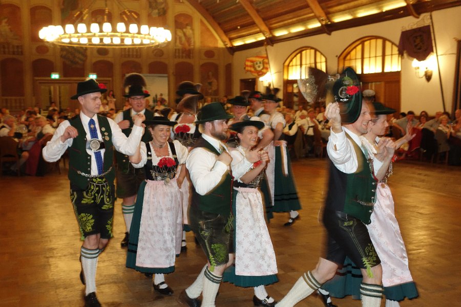 Trachtenverein im HB 24